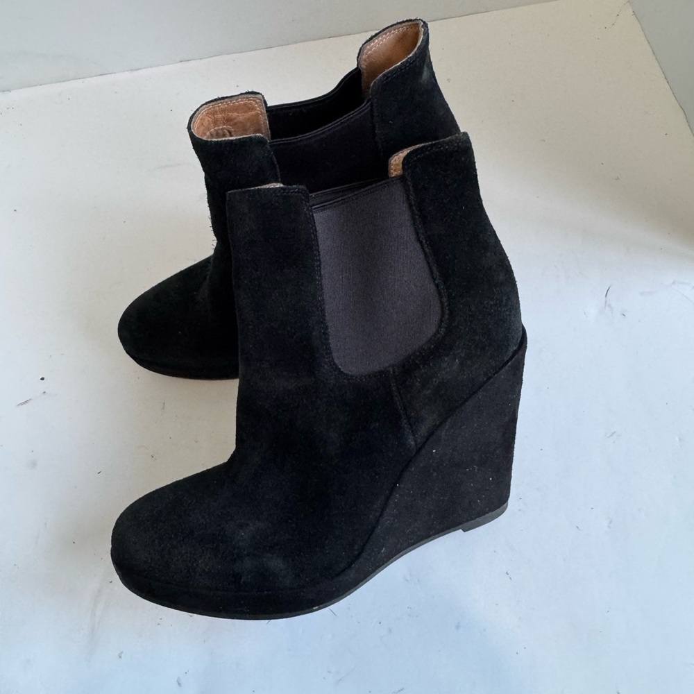 Corso Como Women's Coast Boot. Size 6M